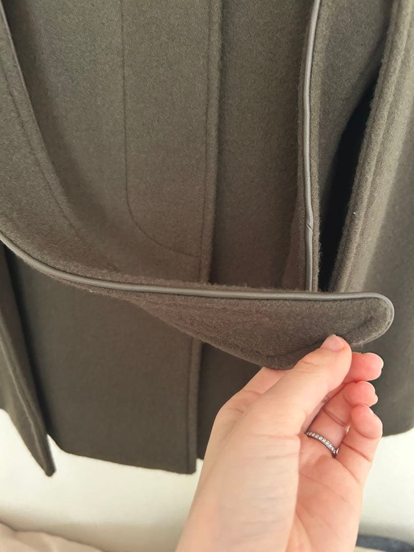 ぽんちゃん【新品・未使用】リリーブラウン ケープコート ウエストベルト付き