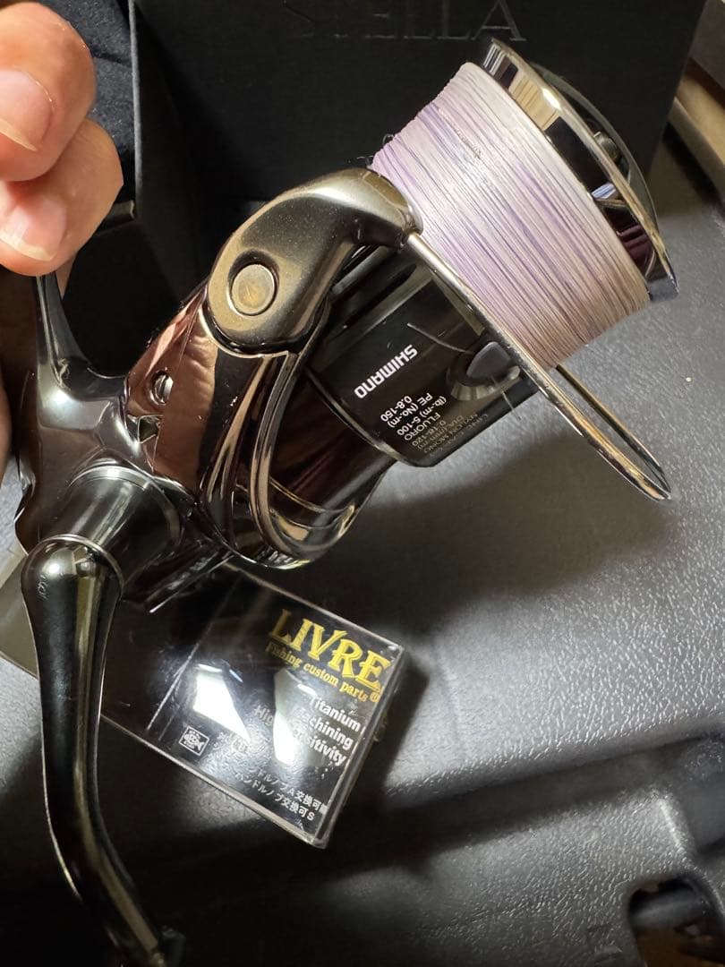 シマノ　22ステラ2500S リブレハンドルノブ　MTCWリールスタンド付き