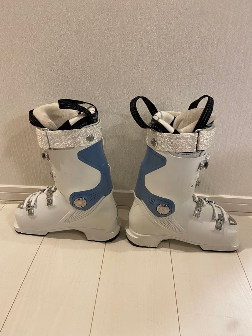 Atomic Hawx Ultra 90 w女性用スキー用ブーツ