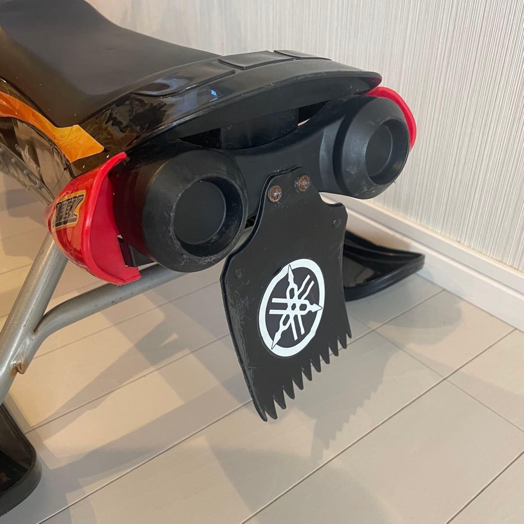 ヤマハ スノーモービル型 ソリ レッド 子供用