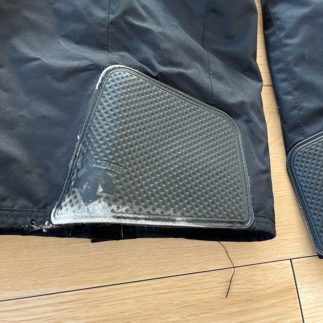 DESCENTEデサント　スキーウェア上下セット　ブラックSサイズ