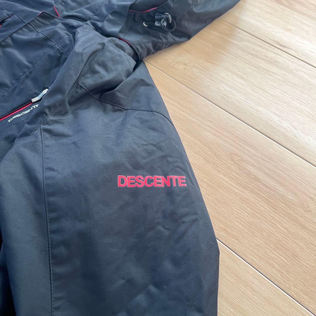 DESCENTEデサント　スキーウェア上下セット　ブラックSサイズ