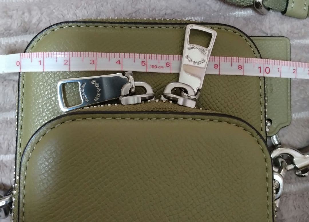 【国内正規品】COACH　フォーンクロスボディバッグ　スマホショルダー