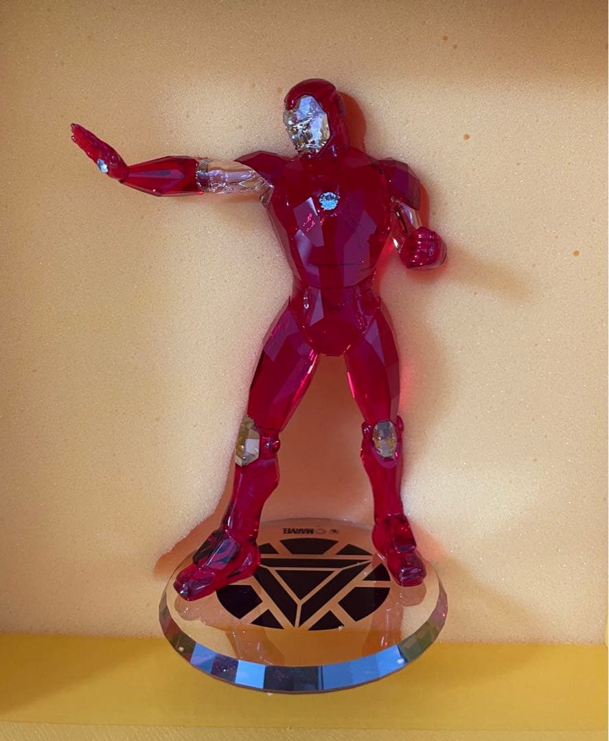 未使用品　SWAROVSKIスワロフスキー　マーベル　アイアンマン