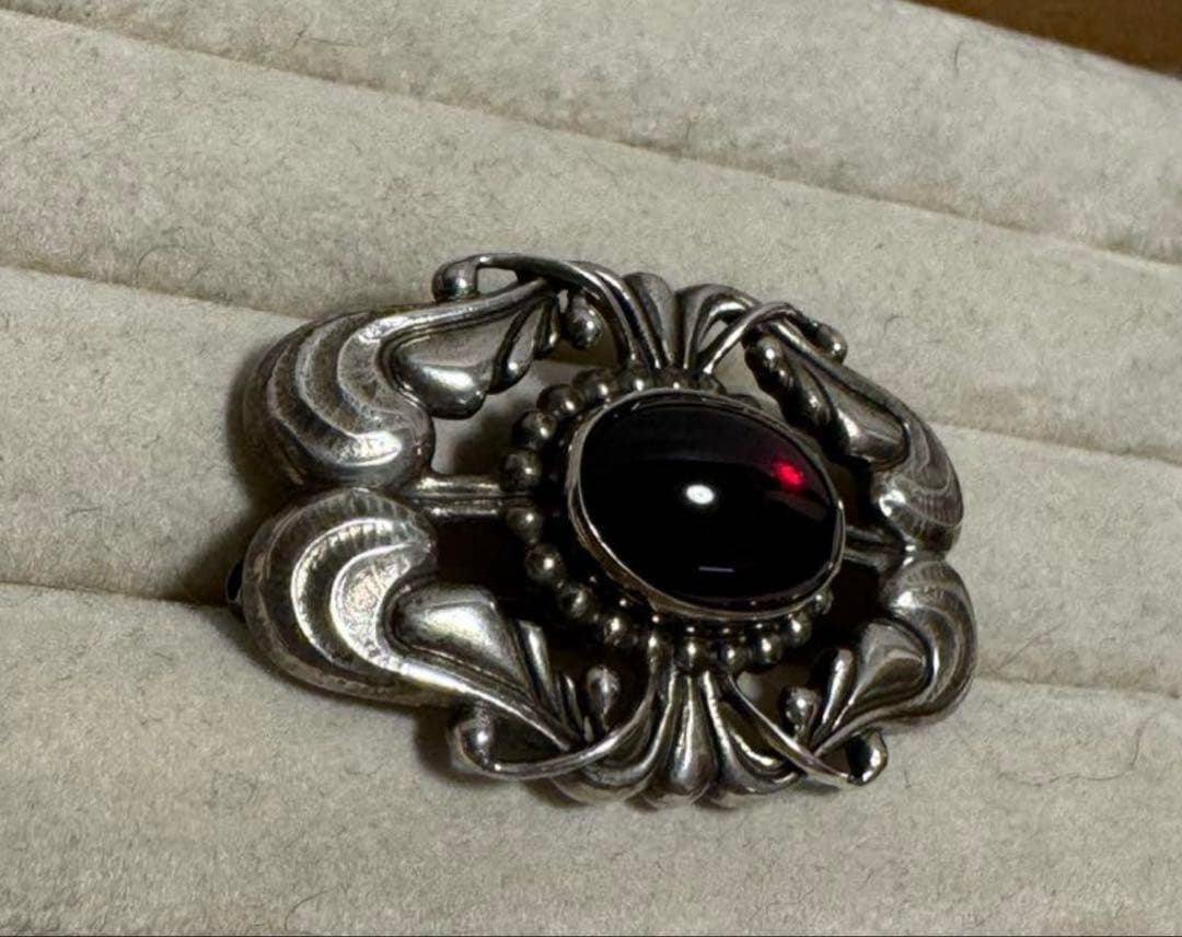 c*o様 北欧デンマーク　ヴィンテージ ジョージジェンセン　深い赤色。ブローチ4