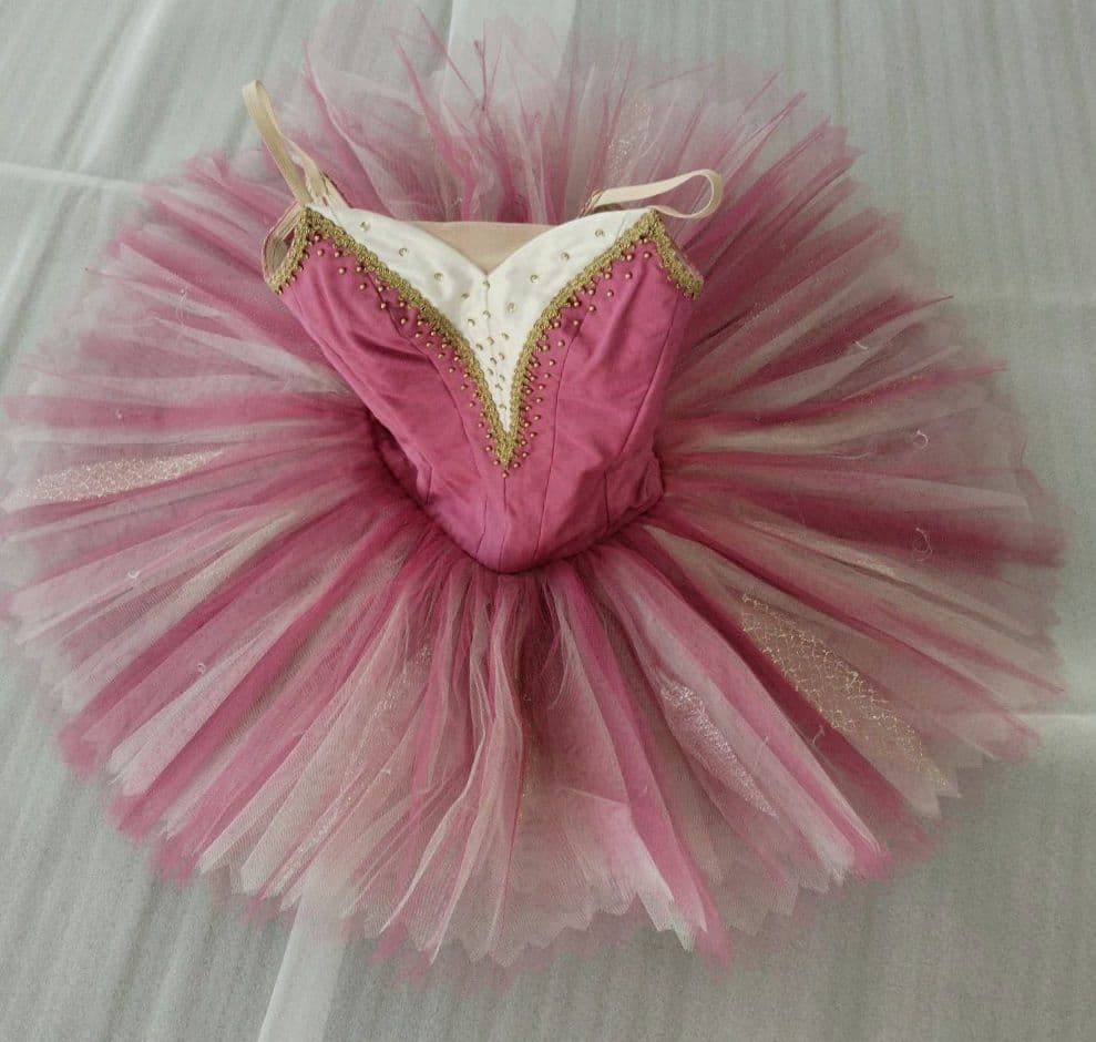 バレエ　ボディ芯入りクラシックチュチュNo1　赤紫　袖付き