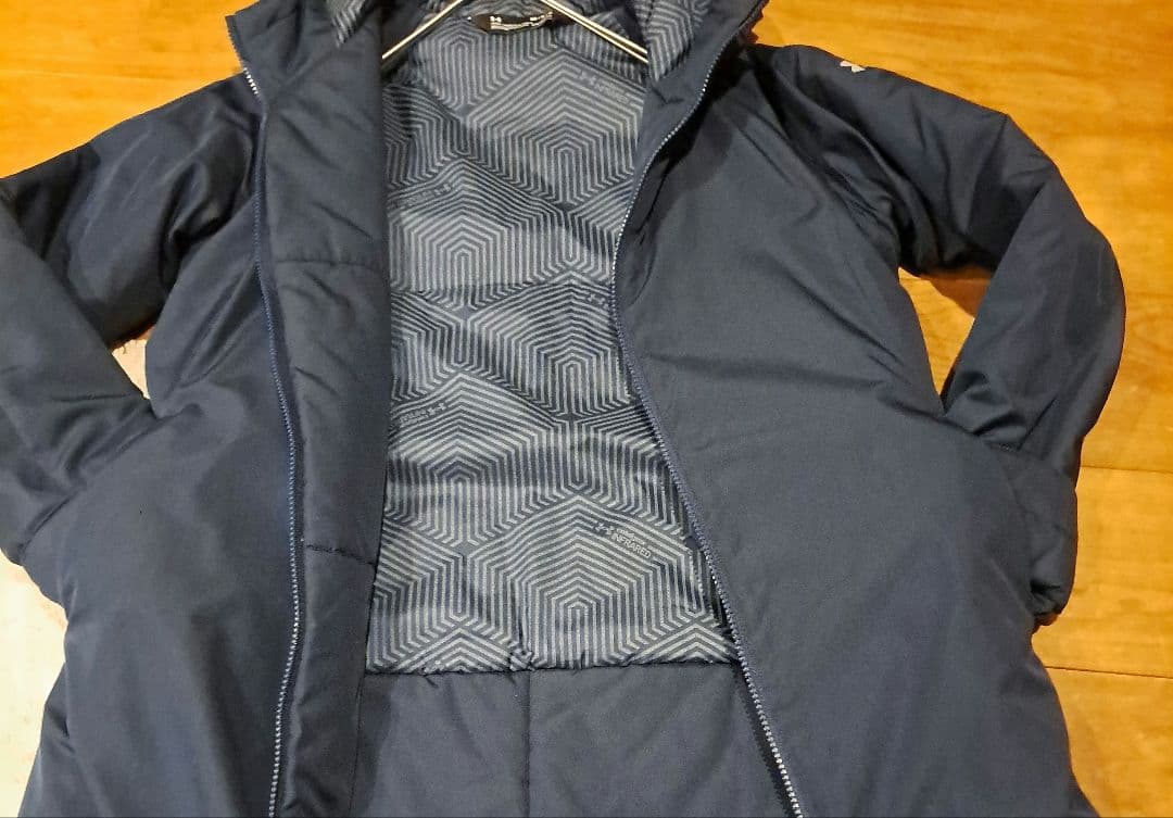 【UNDER ARMOUR】 M インサレーテッド ロングコート