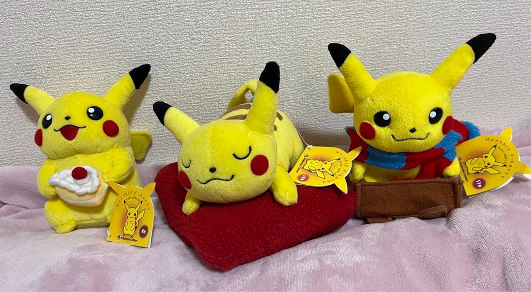 マンスリー　ピカチュウ 2003年　ポケモンセンター　セット　タグ付き