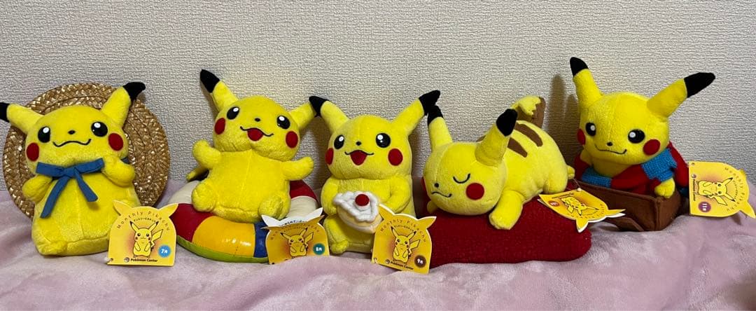 マンスリー　ピカチュウ 2003年　ポケモンセンター　セット　タグ付き