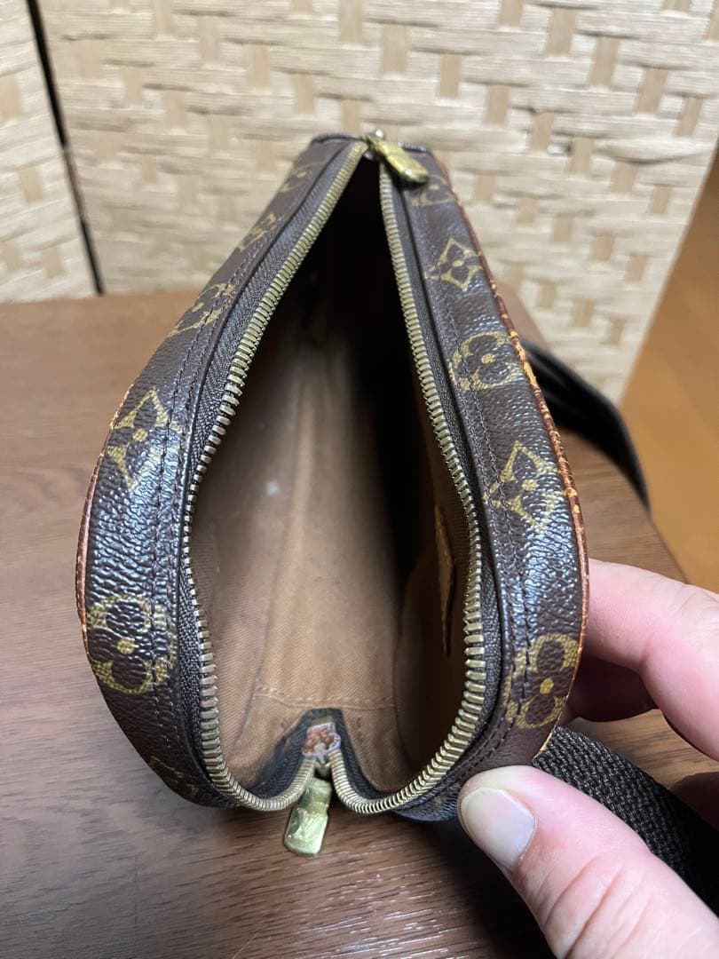 まさ　ルイヴィトン 本物　希少　レア ポシェットガンジュ モノグラム　中古