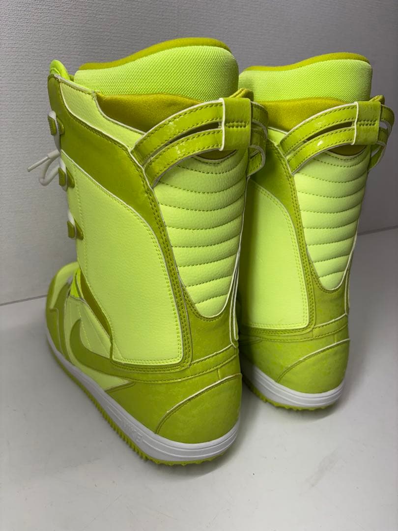 未使用 希少 NIKE VAPEN ナイキ スノーボード ブーツ 28.5cm