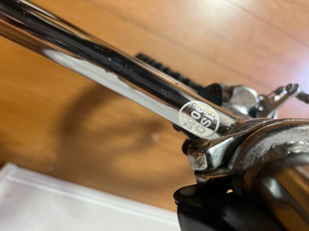 シルバー折りたたみ自転車