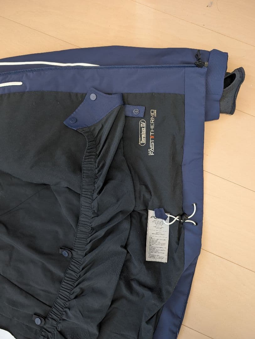 Kjus ネイビー スキーウェアセット (ジャケット+パンツ)