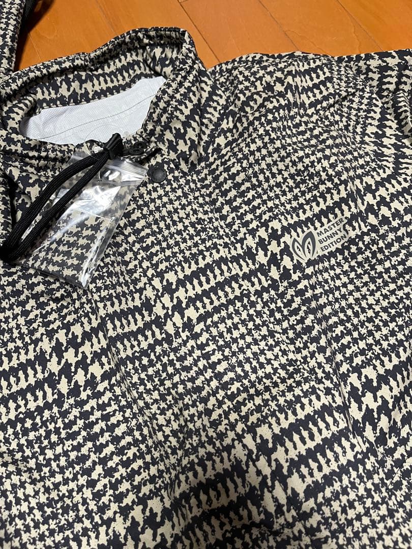 マスターバニー　レディースレインウェアＭ　新品！