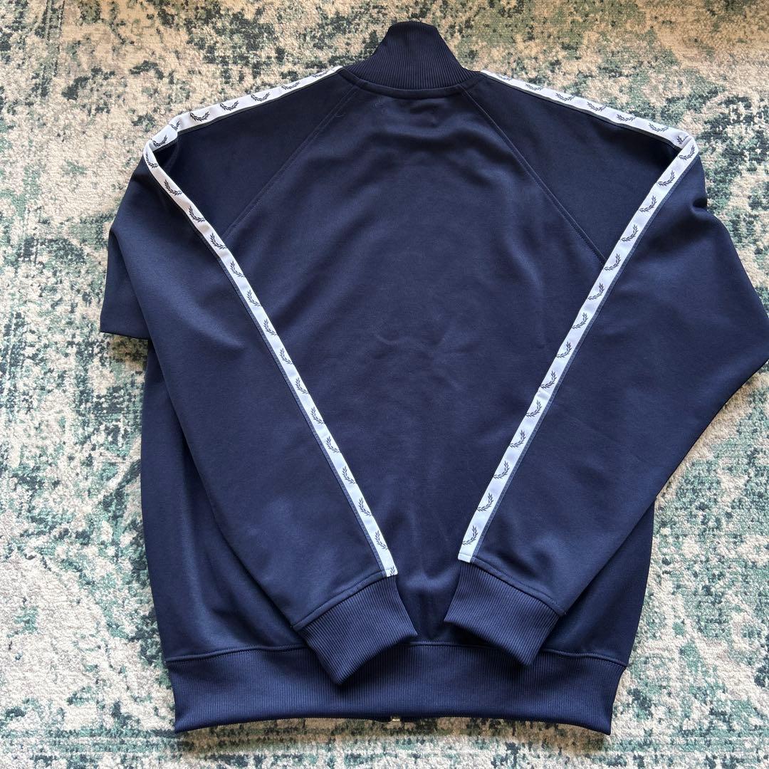 Fred Perry ネイビー ジップアップ トレーナー