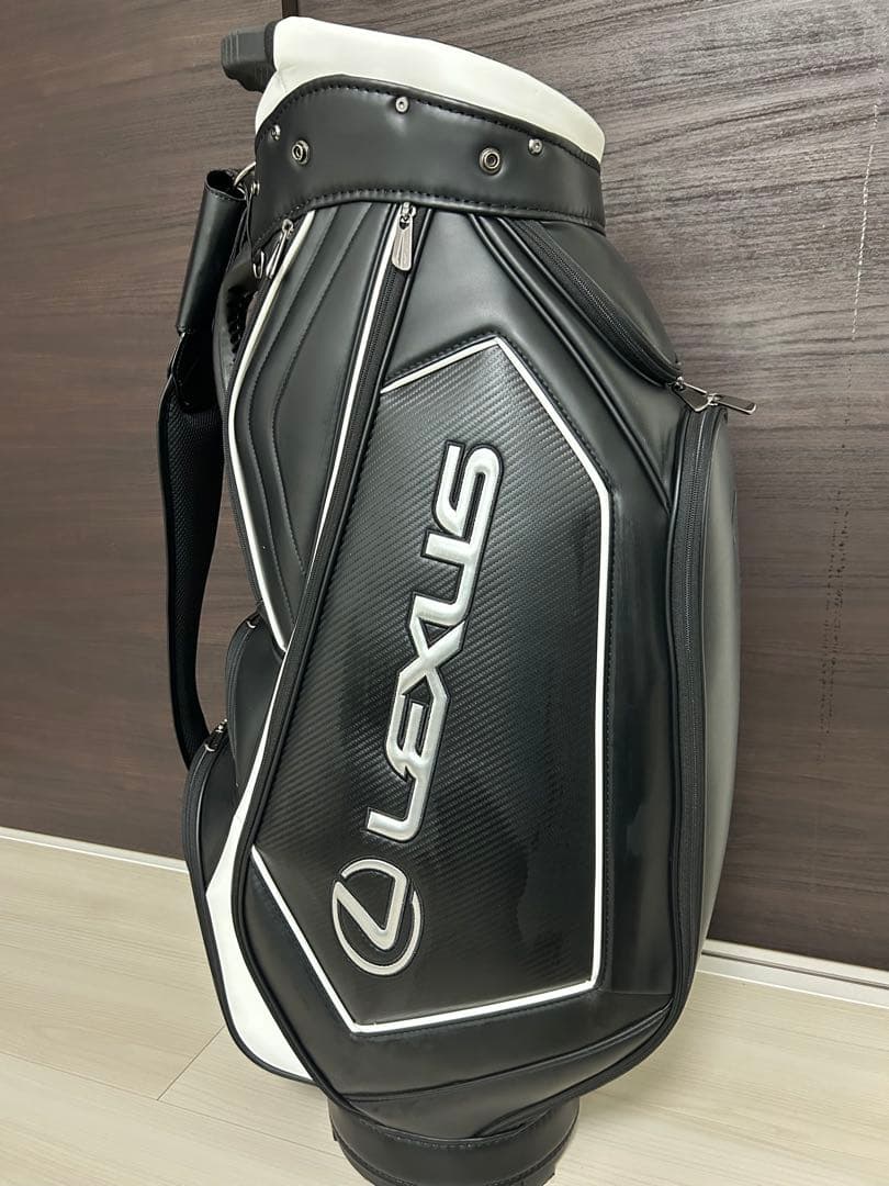 LEXUS ゴルフバッグ・キャディバッグ ブラック/ホワイト
