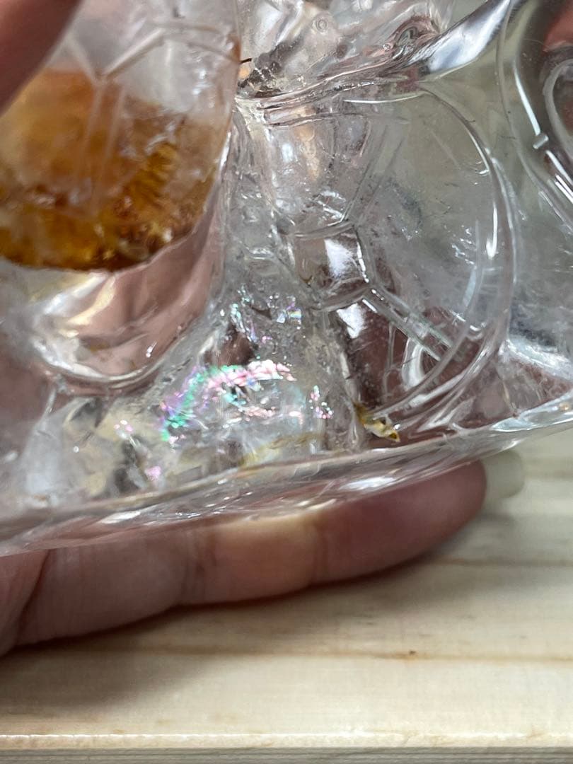 天然石　高品質　綺麗　高透明　 ファイアクォーツ　羊　虹入り 手彫り置物 原石