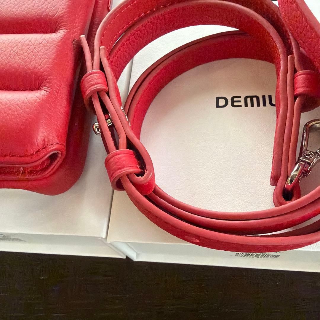 【美品】DEMiu Ballon iPhone17ProMax ケース レッド