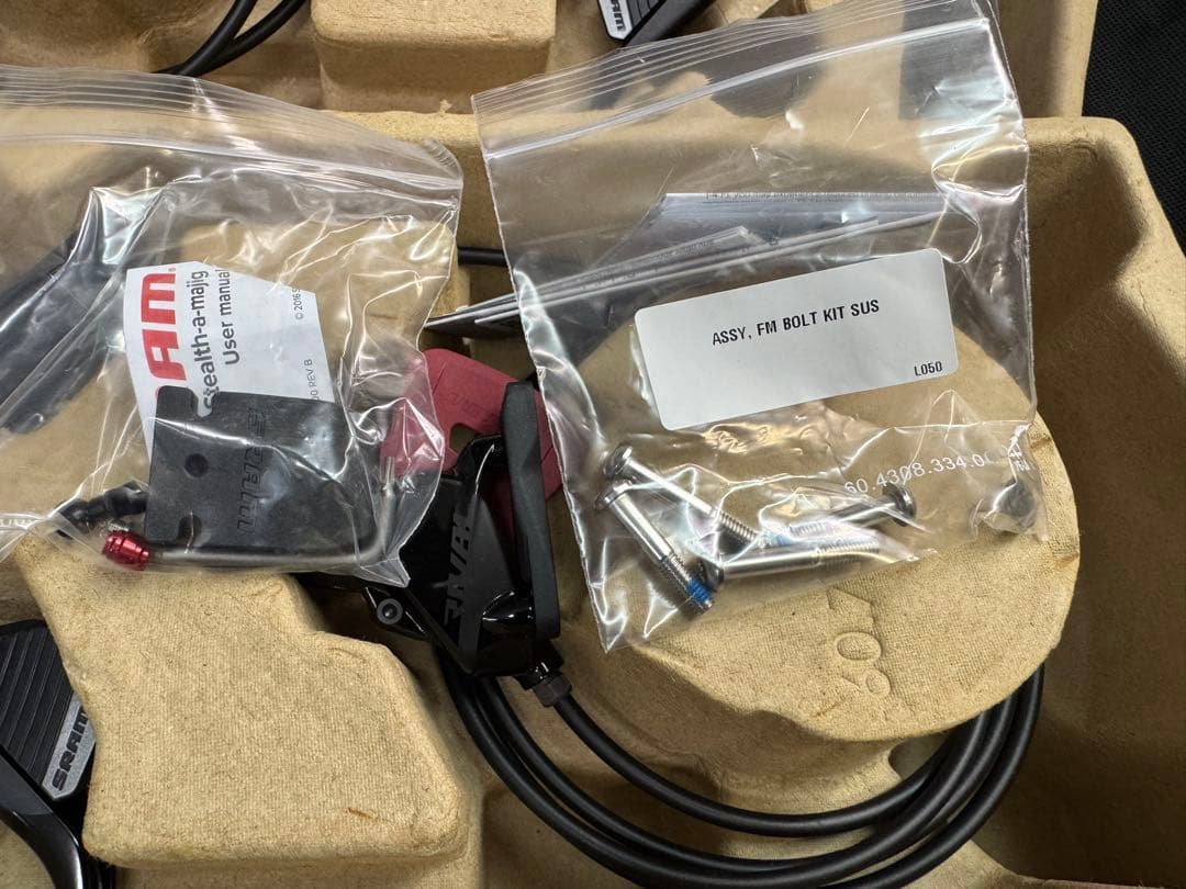 最終 値下げ 新品 Rival eTap AXS D1 レバー+キャリパーセット