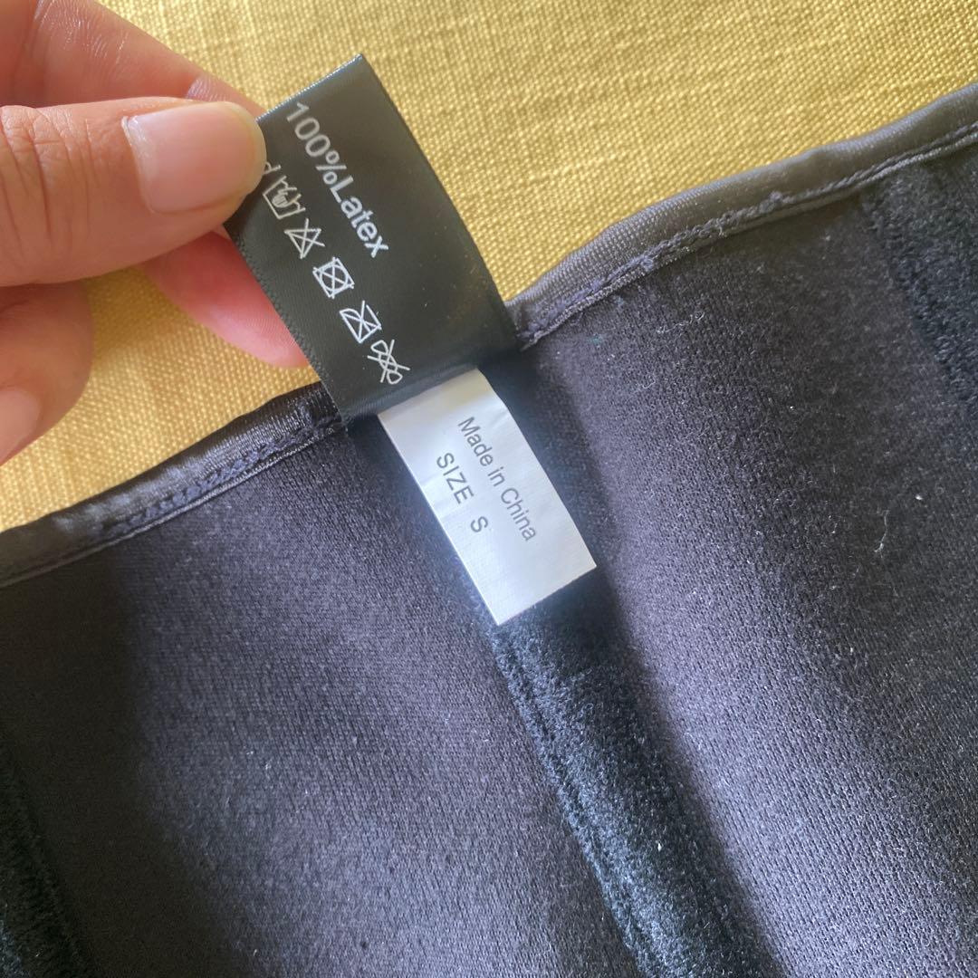 ファボリンク 安井友梨 EXCEED シェイパー ショートベルト　Sサイズ