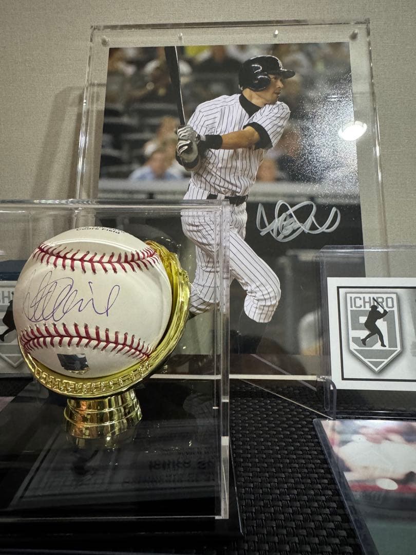 【貴重】イチロー MLBオフィシャル 直筆サインボール & 直筆サインフォト
