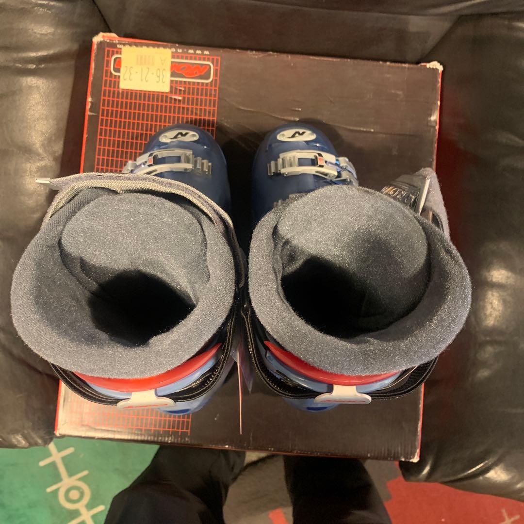 NORDICA ノルディカ　スキーブーツ　BEAST X10 24.5㎝