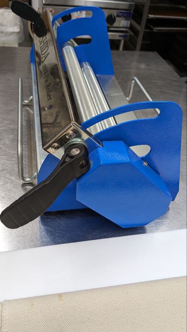 吉田菓子道具店 パイローラー - メルカリ