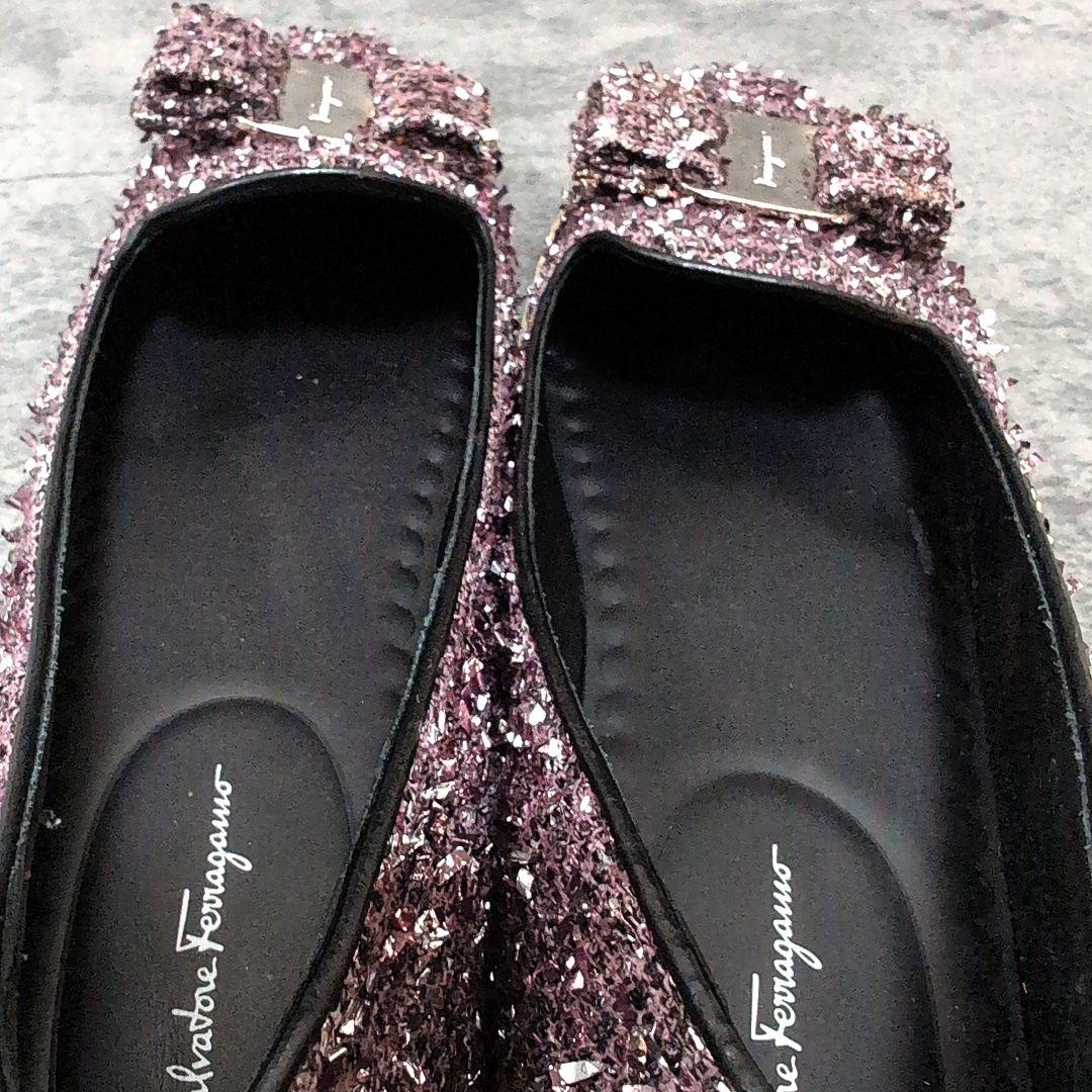 ​フェラガモ ヴァラリボン スニーカー スリッポン ツイード ラメ 紫 24cm