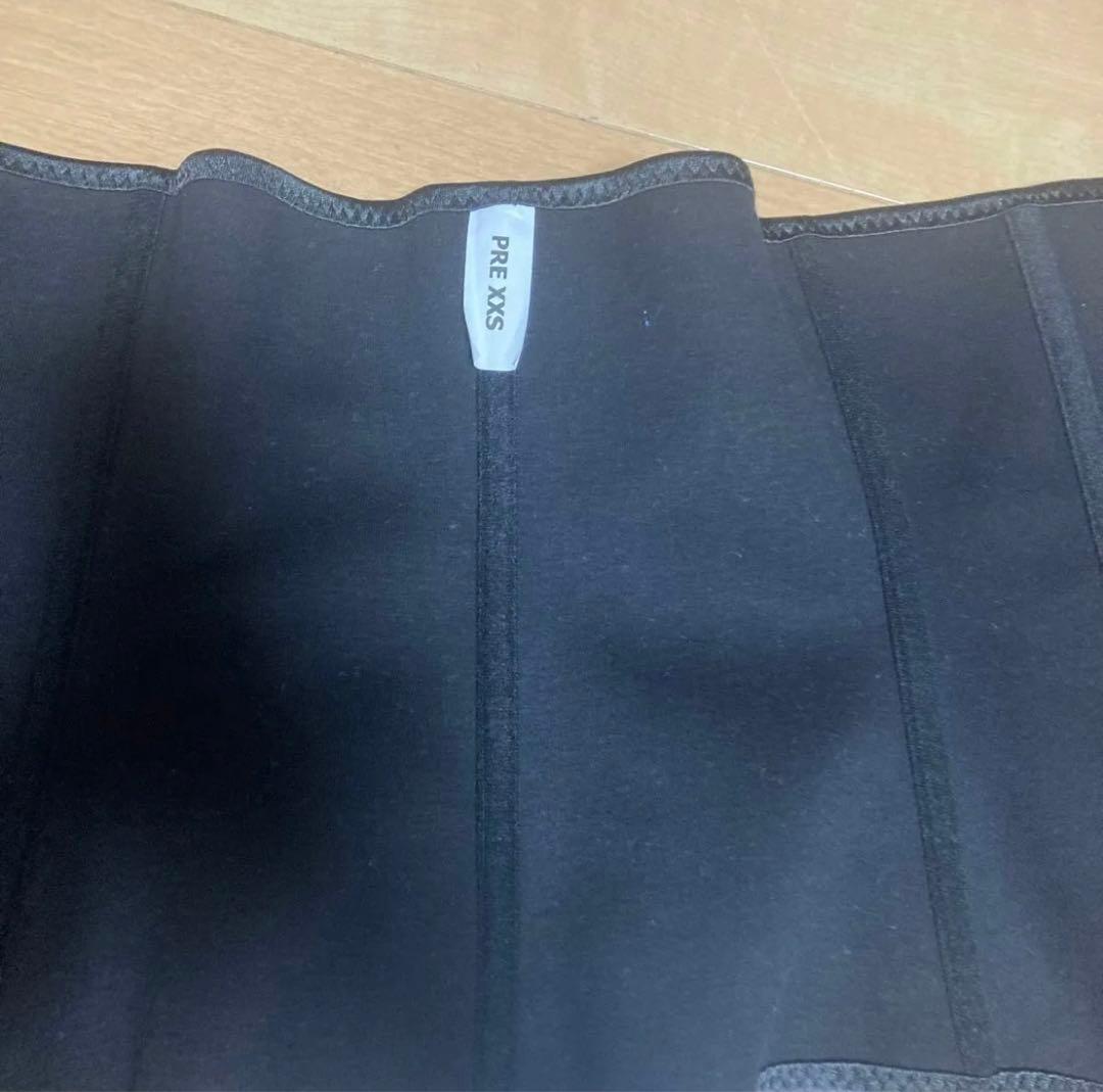 最終値下げ　安井友梨　FAVOLINK xxs コルセット　ウエストニッパー