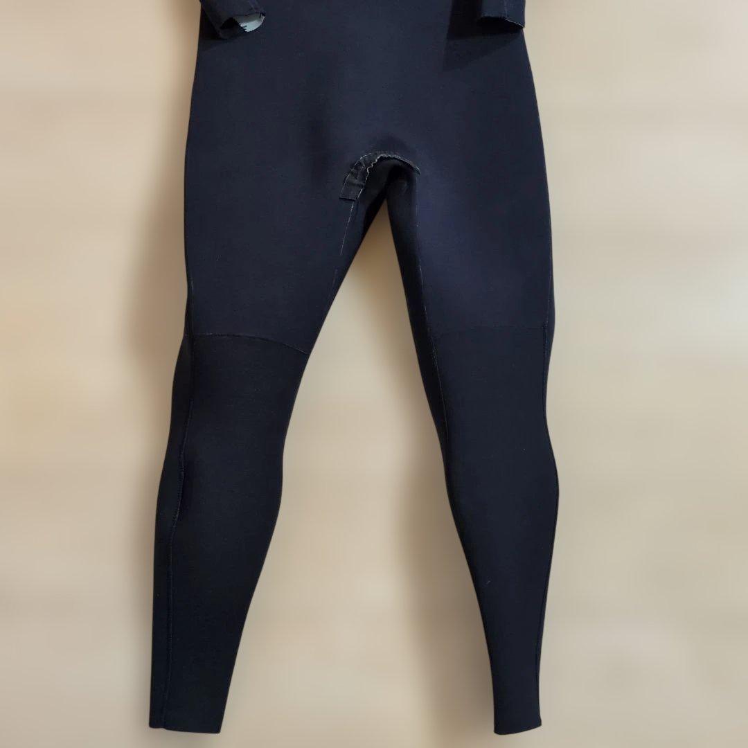 dove セミドライスーツ 黒/青