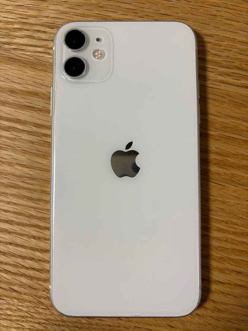 Apple iPhone 11 ホワイト 本体 SIMフリー ジャンク品