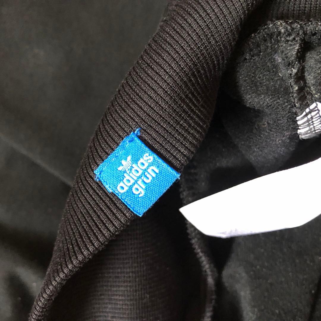 アディダス adidas トラックジャケット　ジャージジャケット　XL