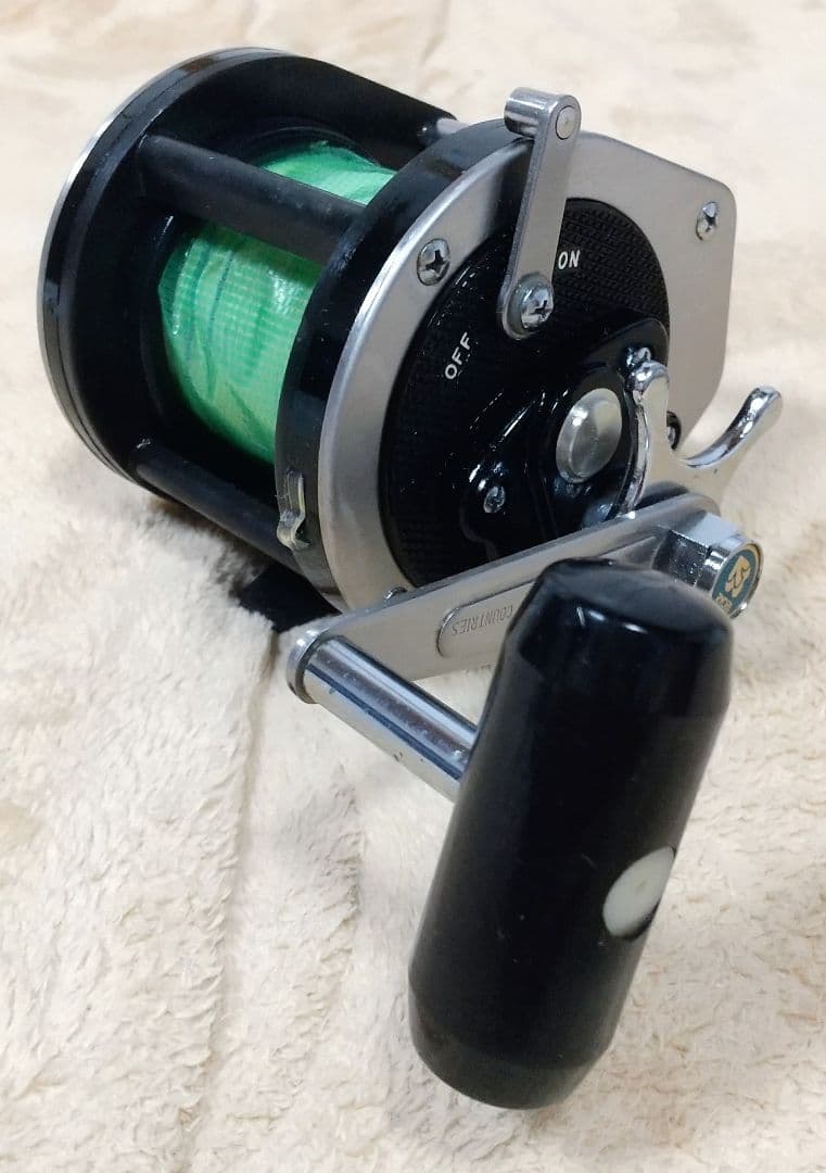 RYOBI リョービ ADVENTURE 80L ベイトリール 状態はキレイです