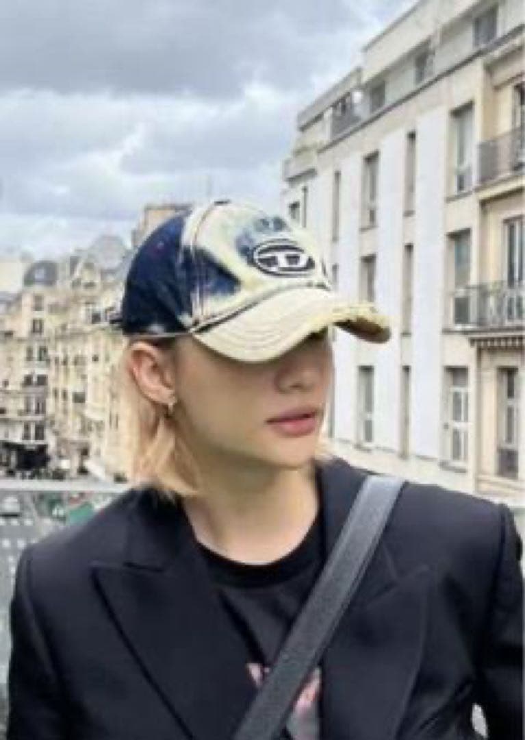 ヒョンジン着用DIESEL C-Seymon DENIMBLEACHED CAP C-SEYMON Man