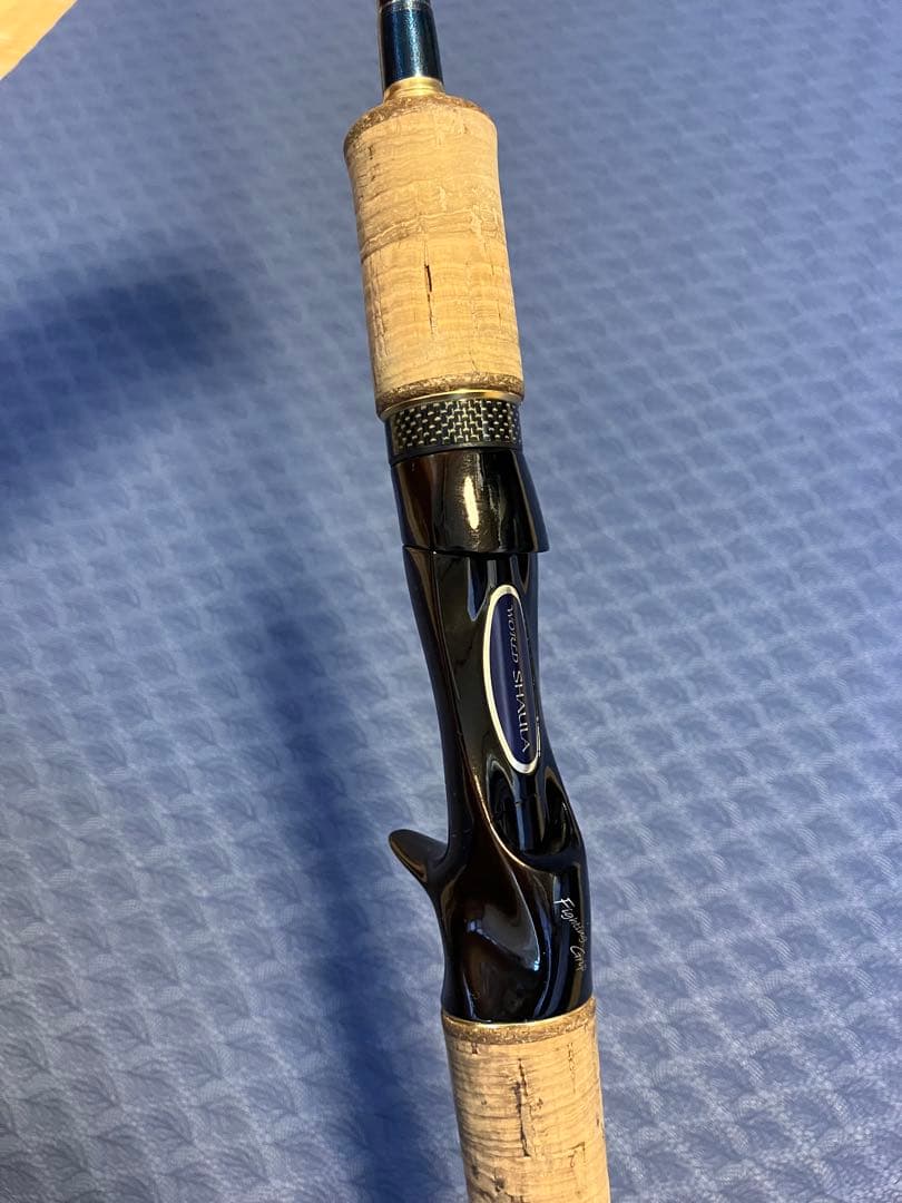 初代ワールドシャウラ1652R-2 美品　青シャウラ