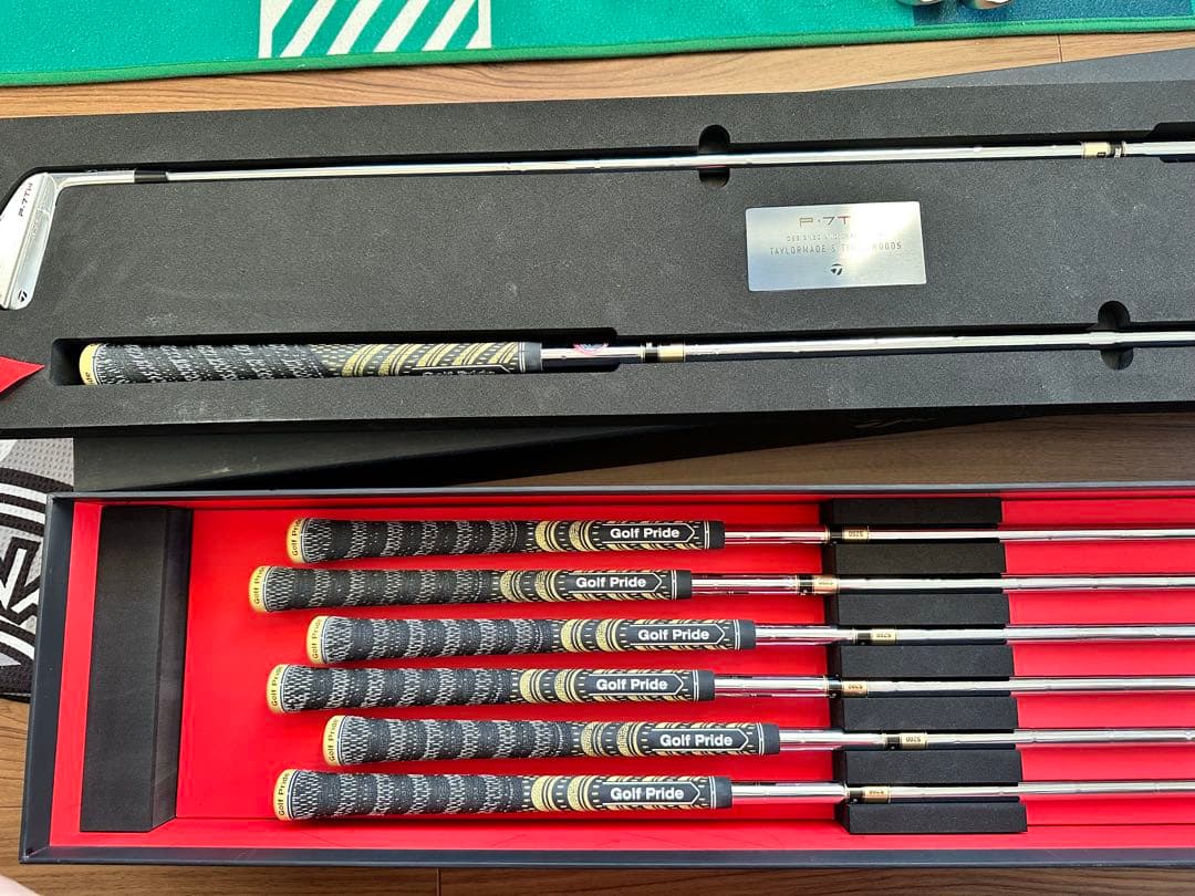 TaylorMade P-7TW 3I〜PW ダイナミックゴールド　8本セット