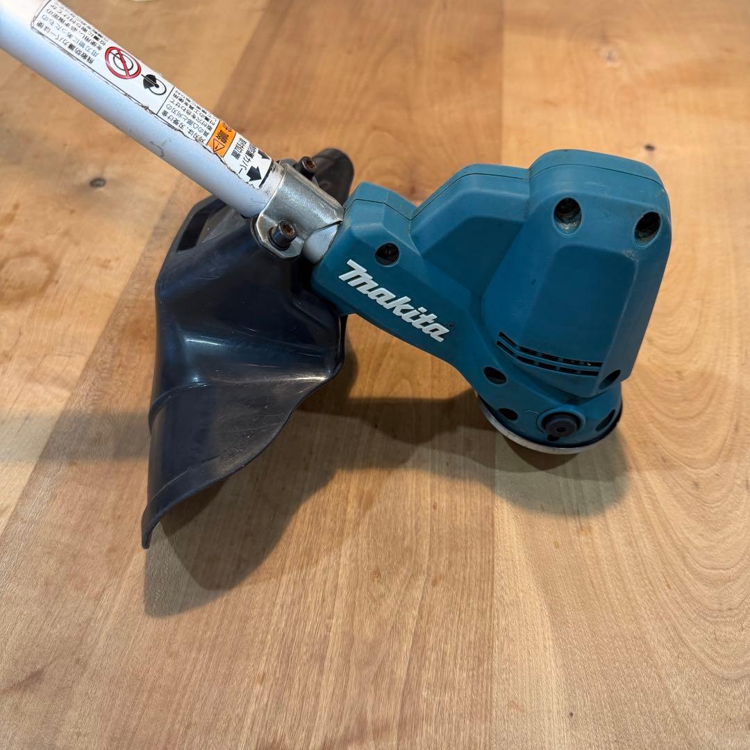 マキタ 18V充電草刈機 MUR191UD