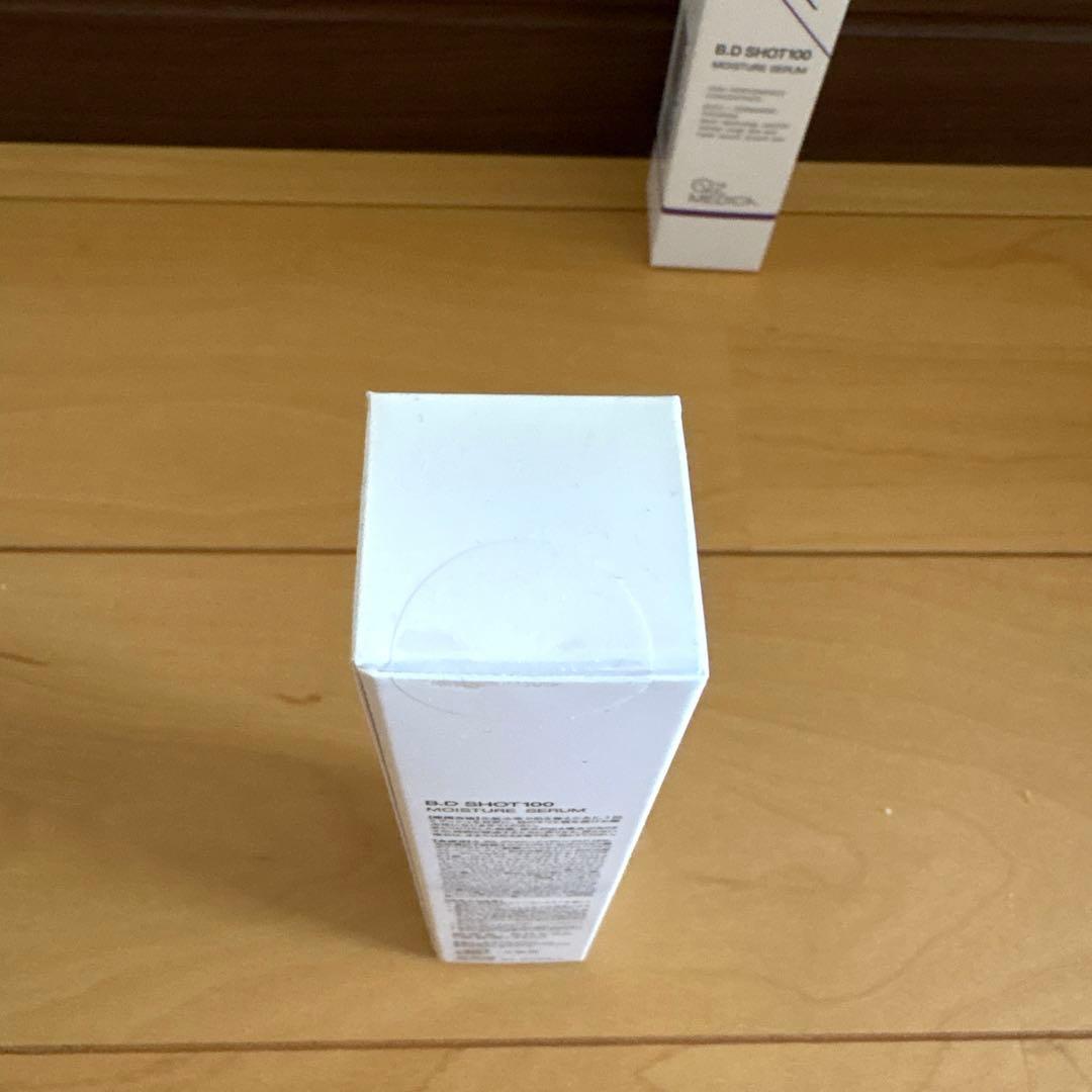 B.D SHOT100 MOISTURE SERUM Qz 新品　未使用