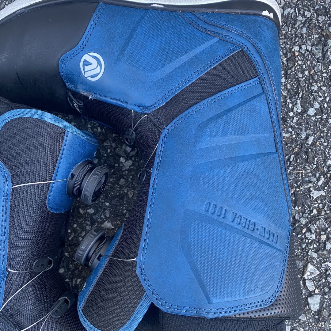 美品】FLOW AERO COILER スノーボードブーツ 26cm ブルー