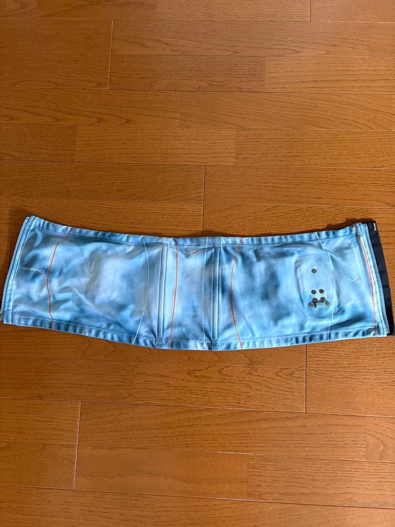 SIXPAD エクササイズウェア シルバーMサイズ