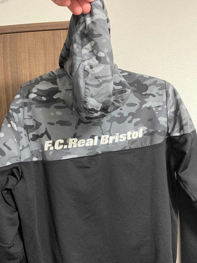 F.C.Real Bristol 迷彩柄　セットアップ　シャツ　3点セット
