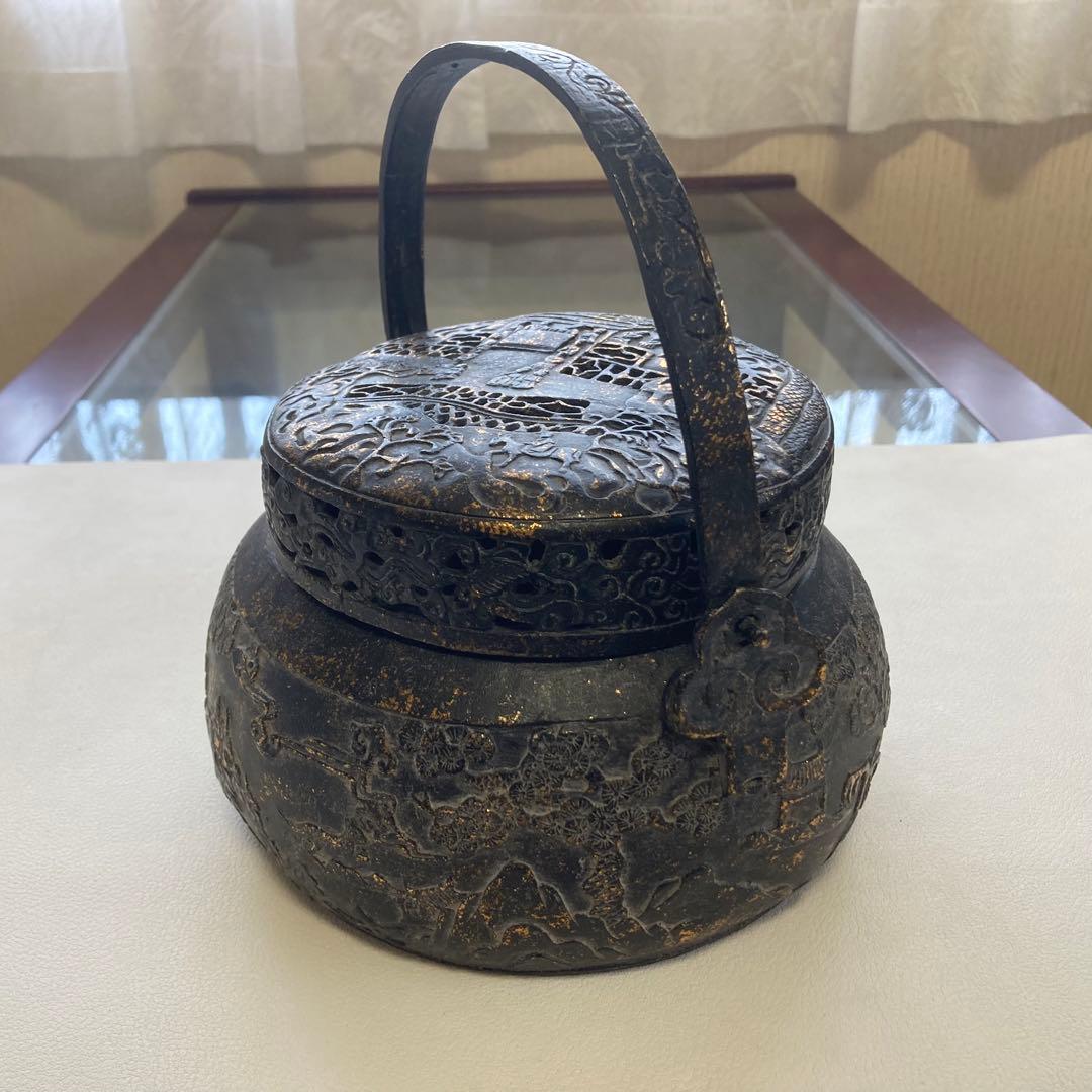 大明宣徳 香炉 手炉 手炙り 火鉢 蓋付き 手提げ 彫刻 透かし 金属 骨董品