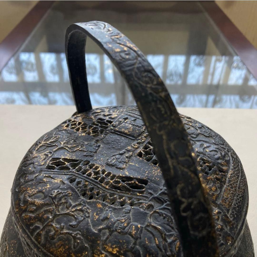 大明宣徳 香炉 手炉 手炙り 火鉢 蓋付き 手提げ 彫刻 透かし 金属 骨董品