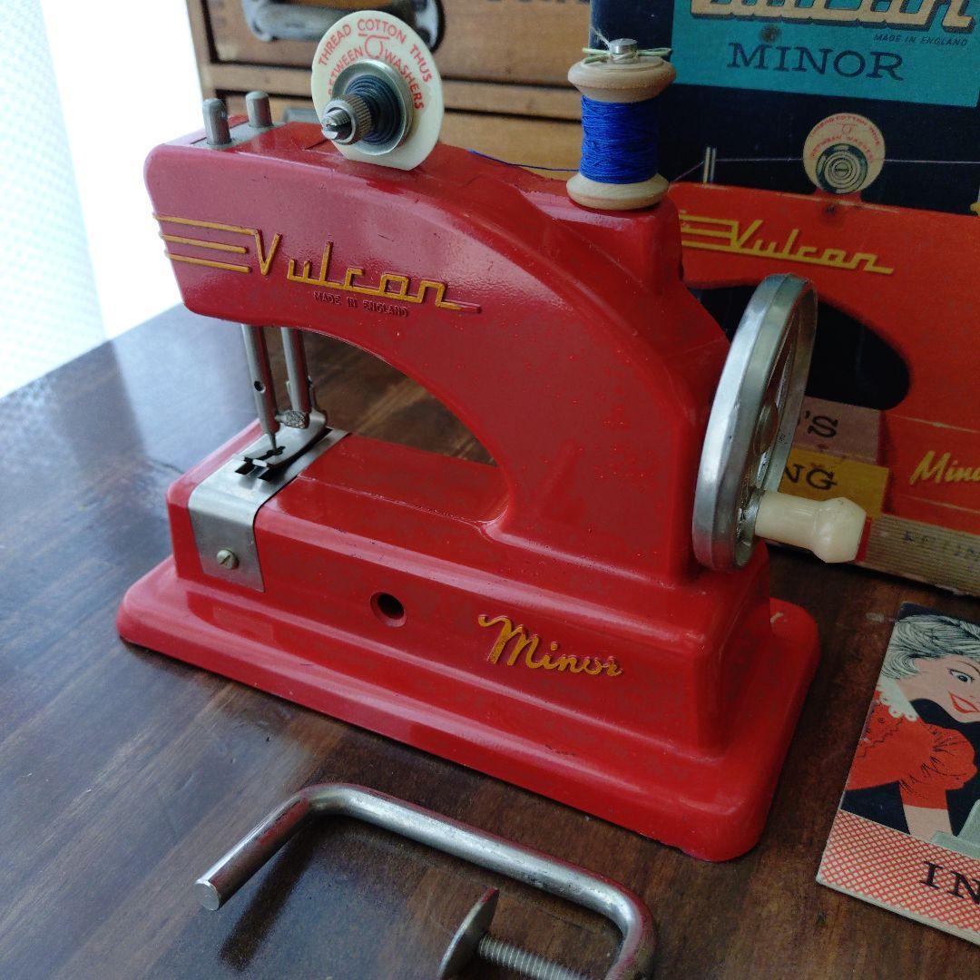 最終値下げ アンティーク 英国製 トイミシン 赤 バルカン 付属品完備