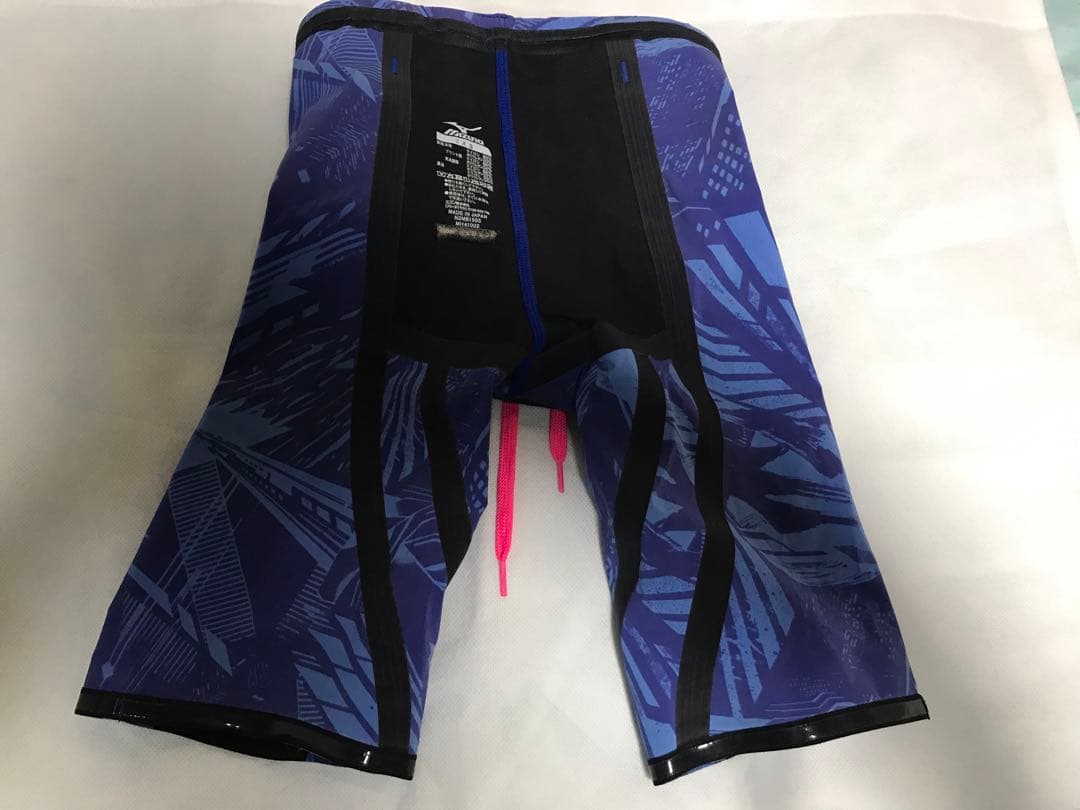 ミズノ高速水着