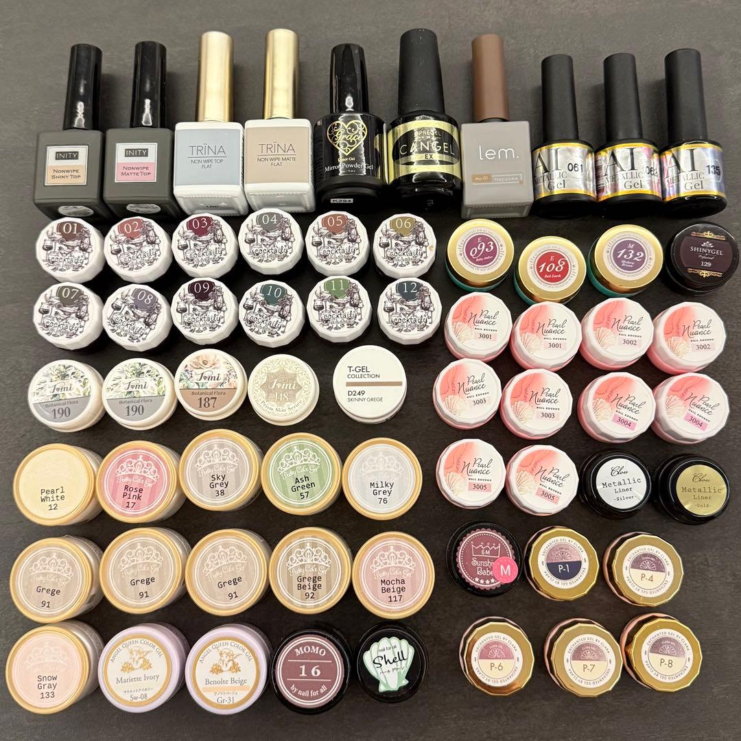 美品 カラージェル64個セット！まとめ売り　プレゼント付♪