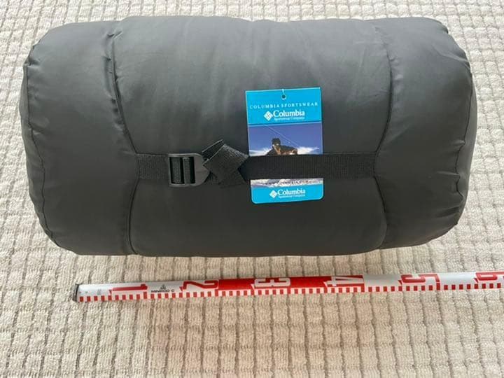 コロンビア寝袋　グースダウン3000g