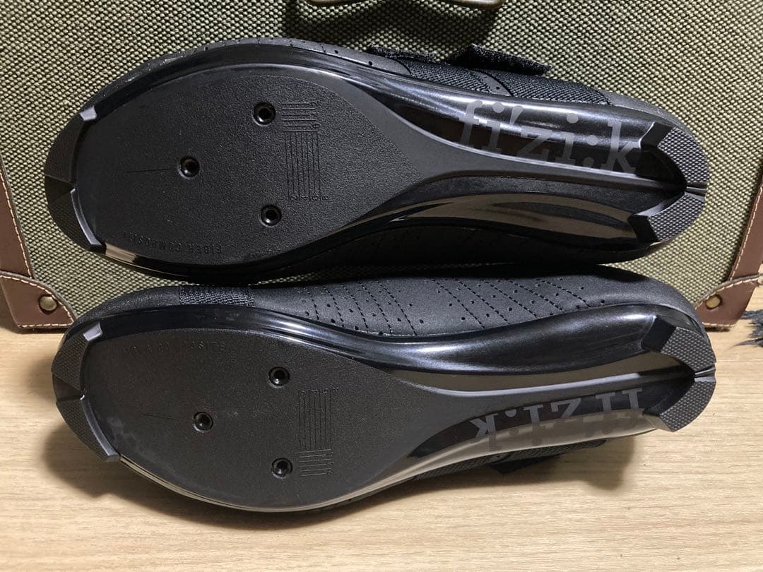 フィジークFizik Tempo R5 28㎝