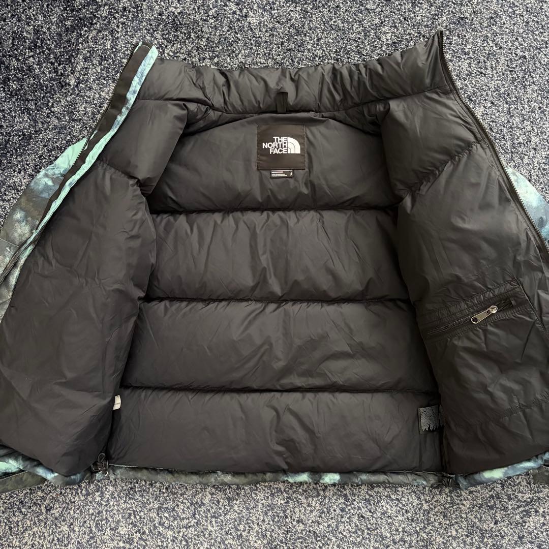 【未使用・タグ付】ノースフェイス　中綿　ダウンジャケット　アウター　総柄　Ｓ