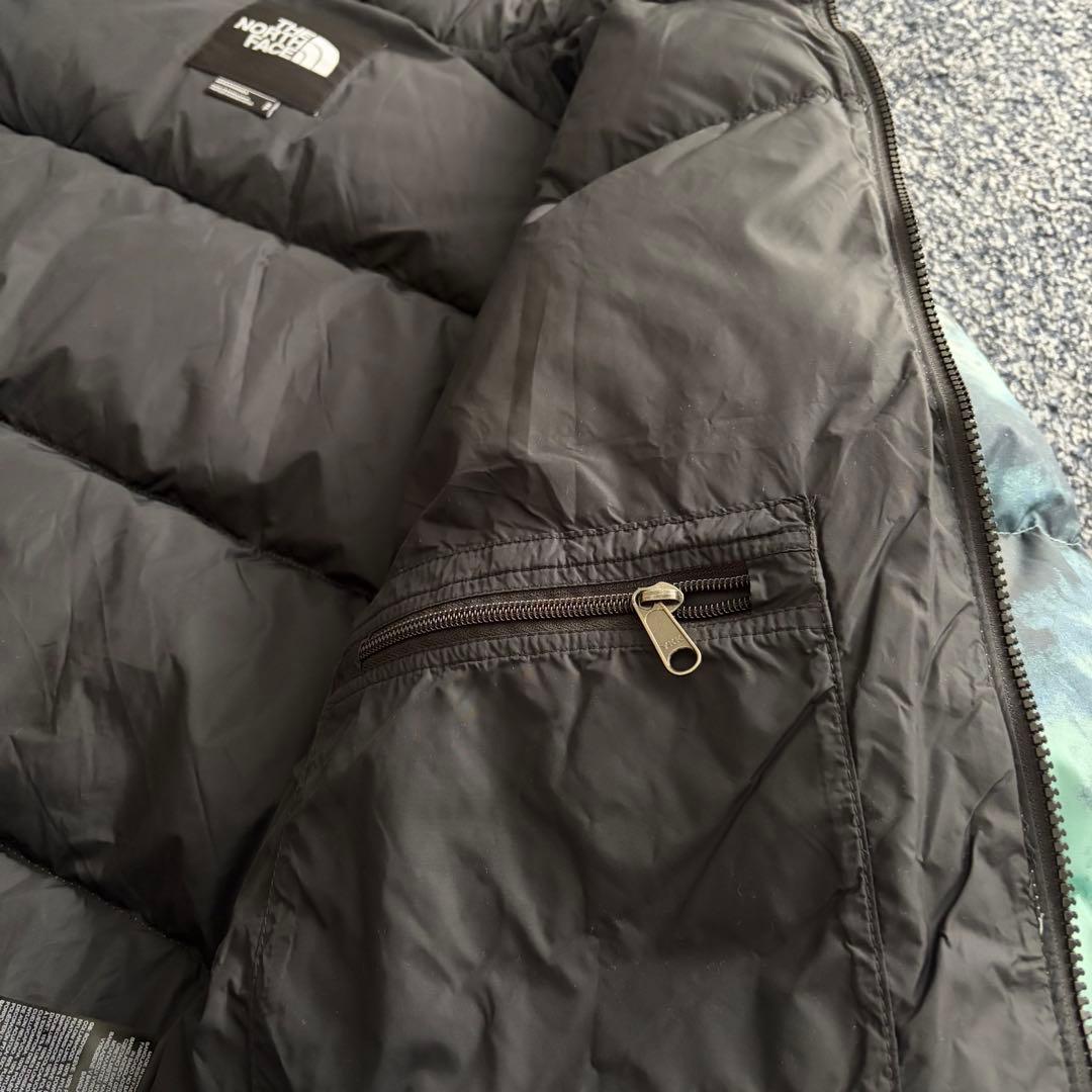 【未使用・タグ付】ノースフェイス　中綿　ダウンジャケット　アウター　総柄　Ｓ